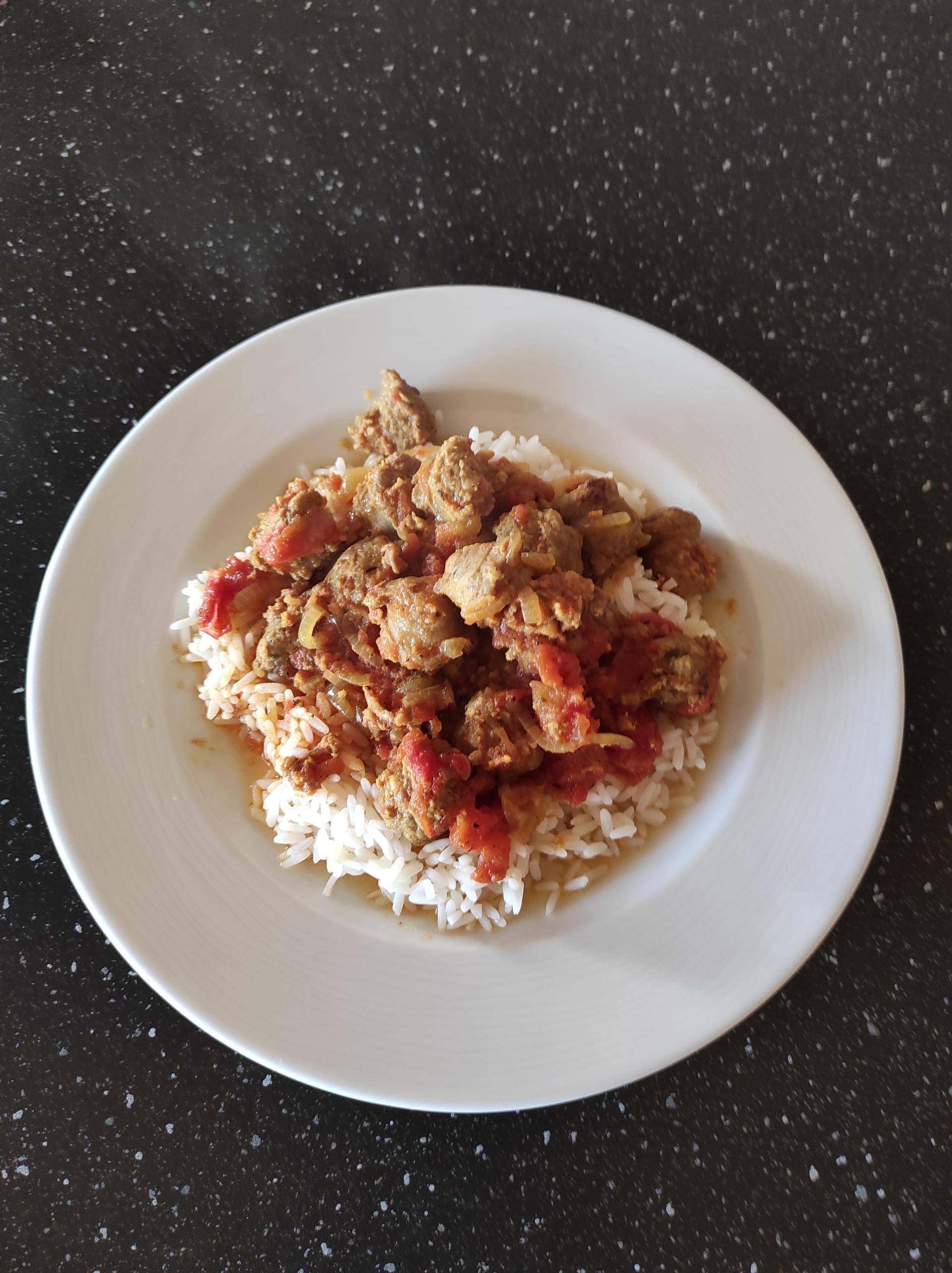 Rougail saucisse épice indienne et curcuma - Recette Cookeo | Moulinex