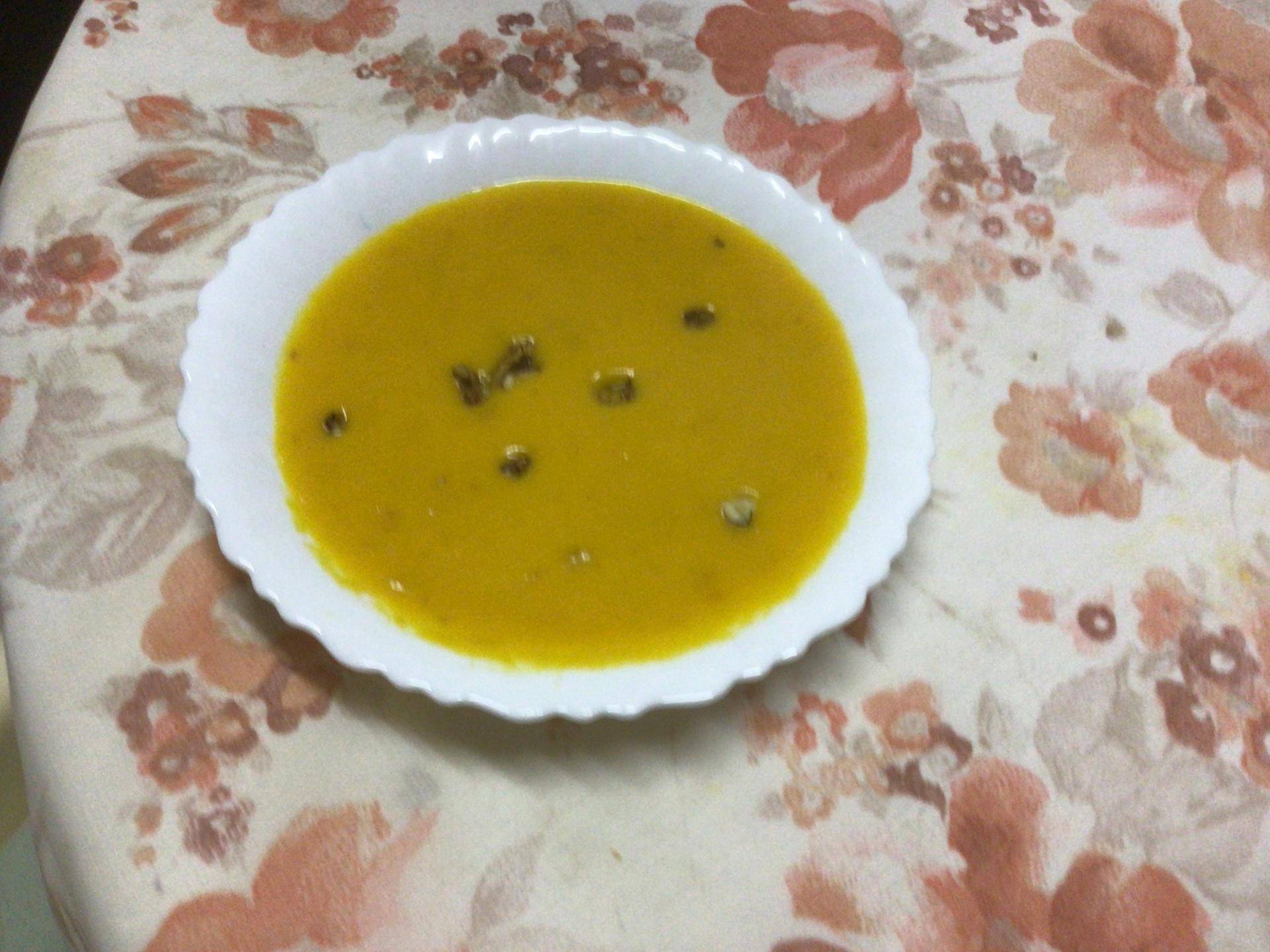 Soupe potiron aux cerneaux de noix - Recette Cookeo | Moulinex