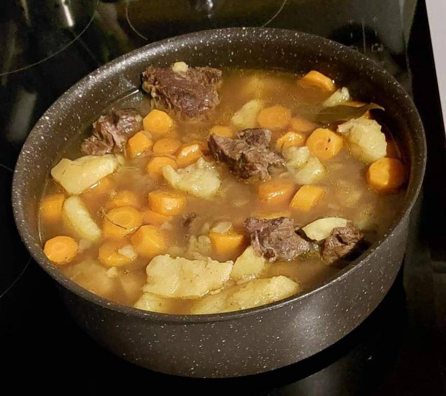 Bœuf bourguignon aux carottes - Recette Cookeo | Moulinex