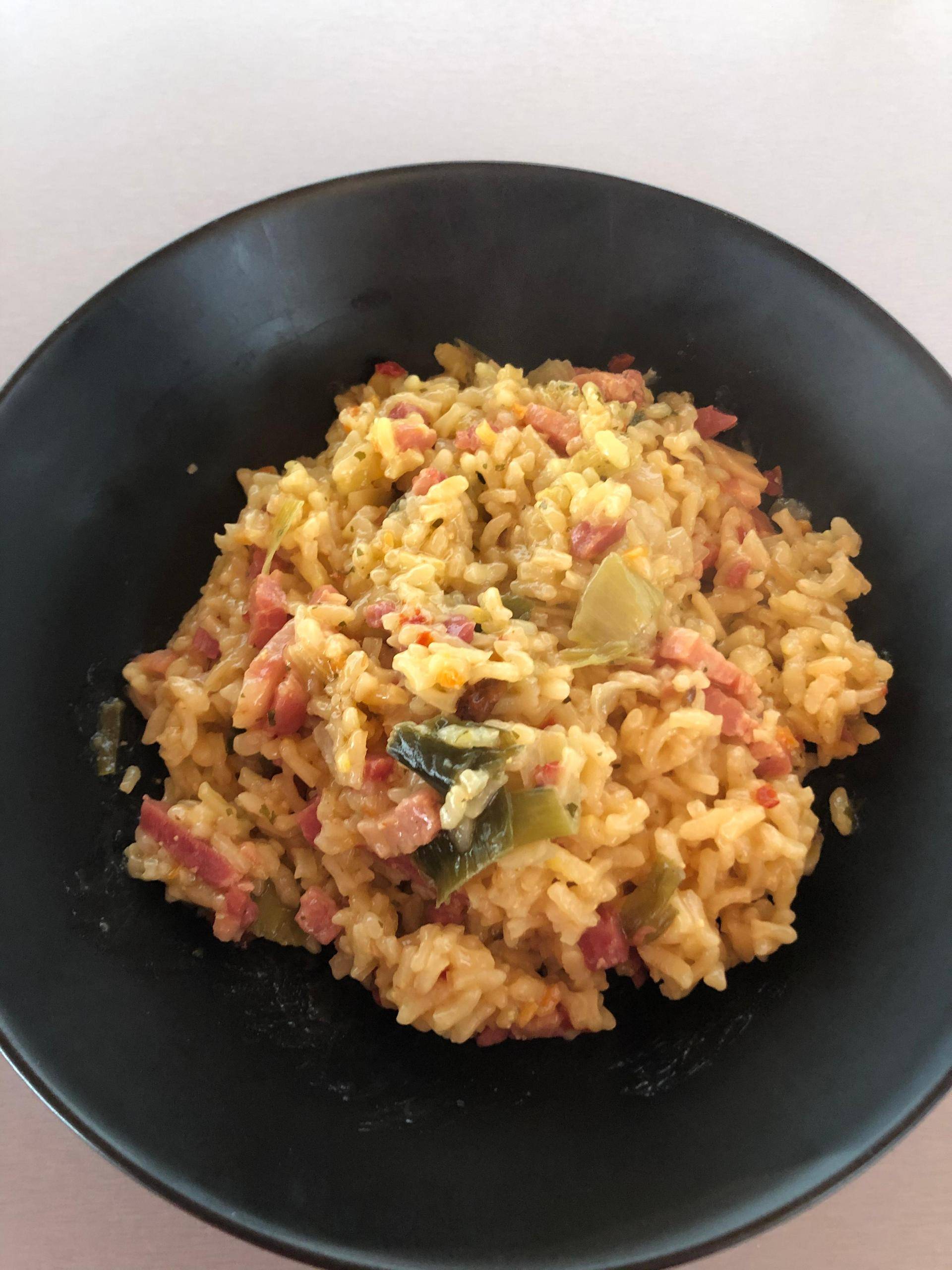 Risotto aux poireaux , curcuma et aux lardons - Recette Cookeo | Moulinex