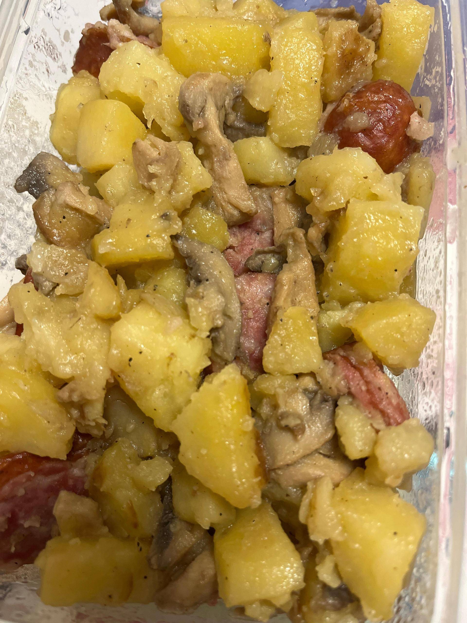 Saucisse Montbéliard, patates, champignons - Recette Cookeo | Moulinex