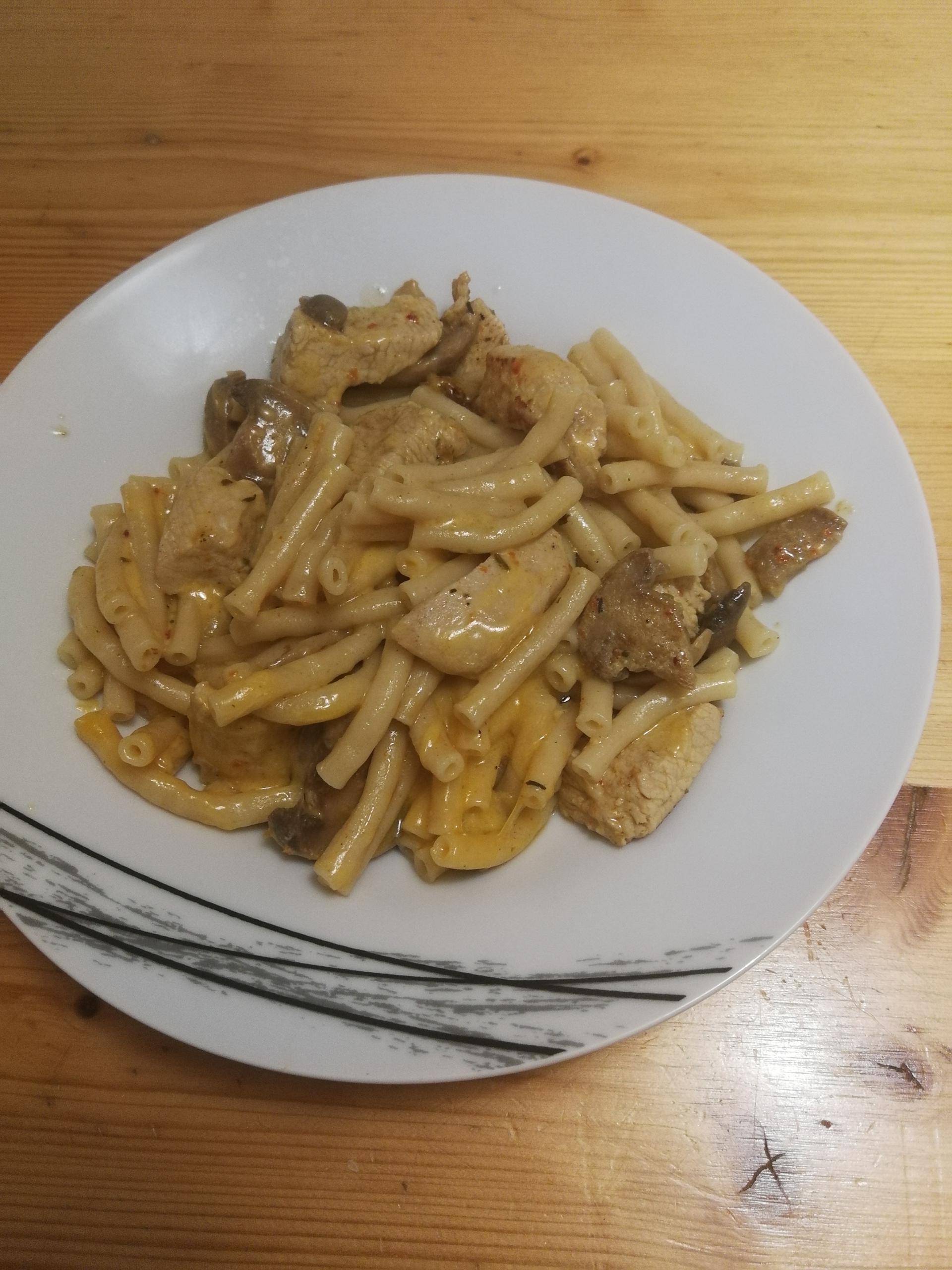 Macaroni poulet et cheddar - Recepten Cookeo | Moulinex