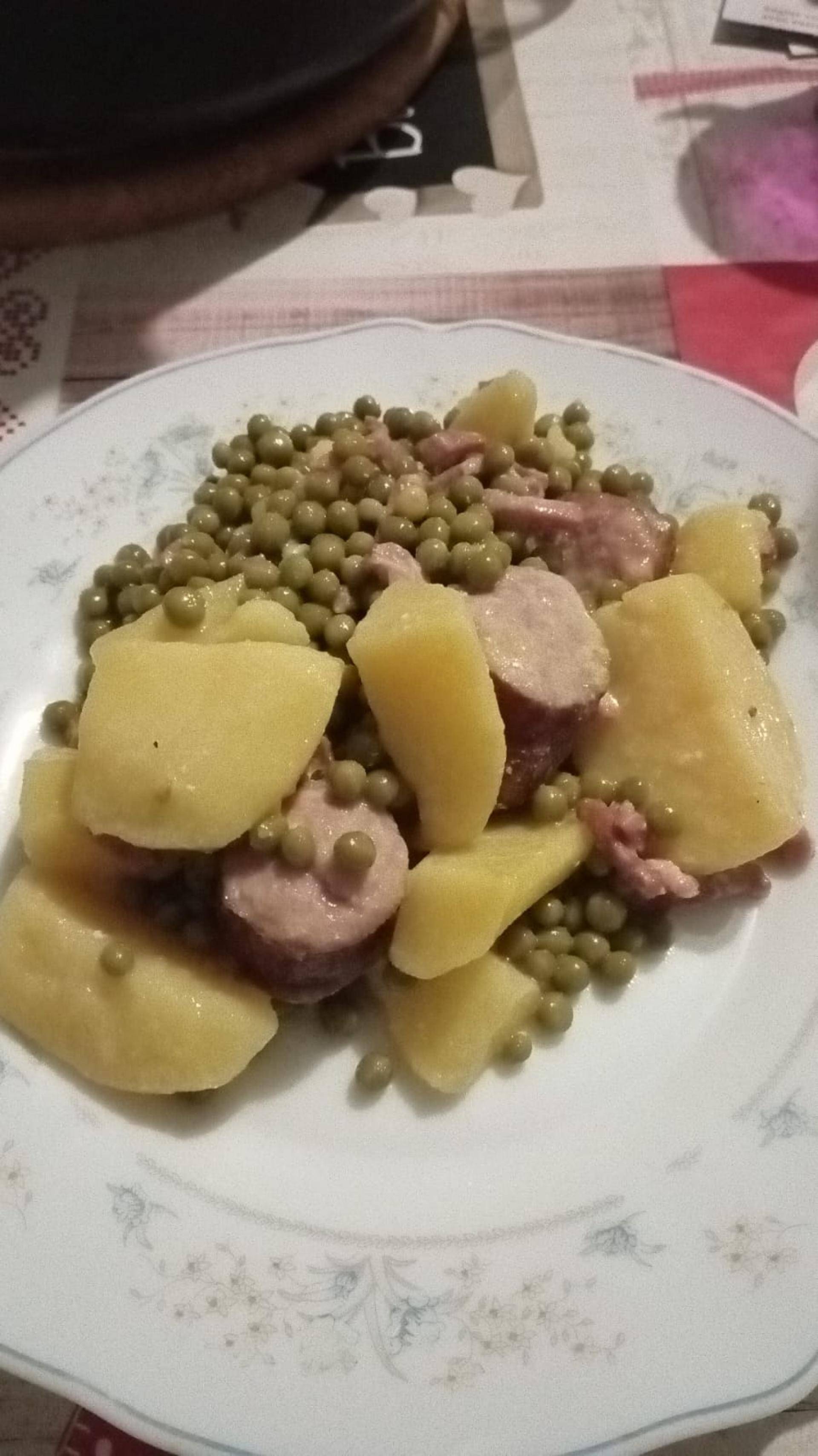 Ragoût Campagnard de Saucisses Fumées et Petits Pois à la Crème - Recette Cookeo | Moulinex