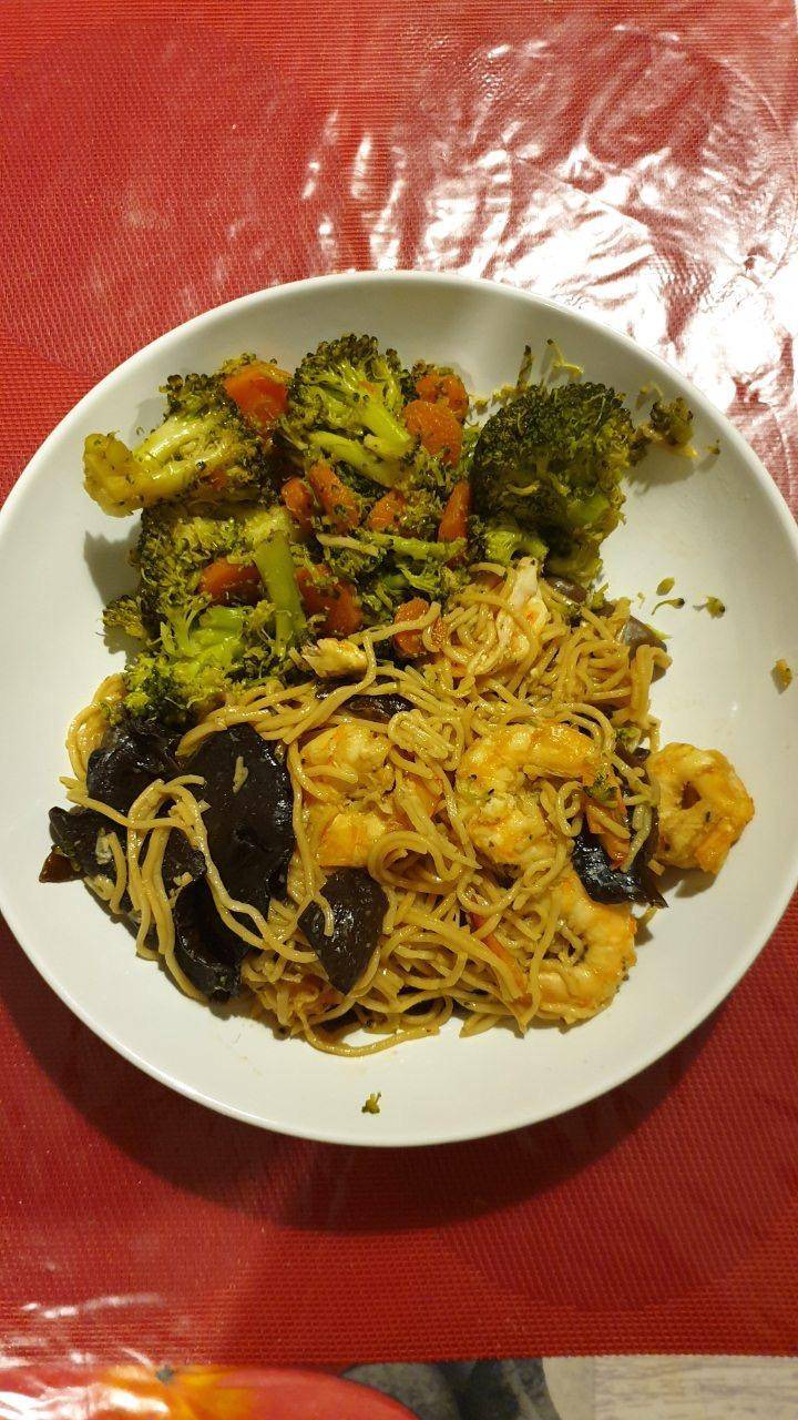 Nouille chinoise aux crevettes - Recette Cookeo | Moulinex
