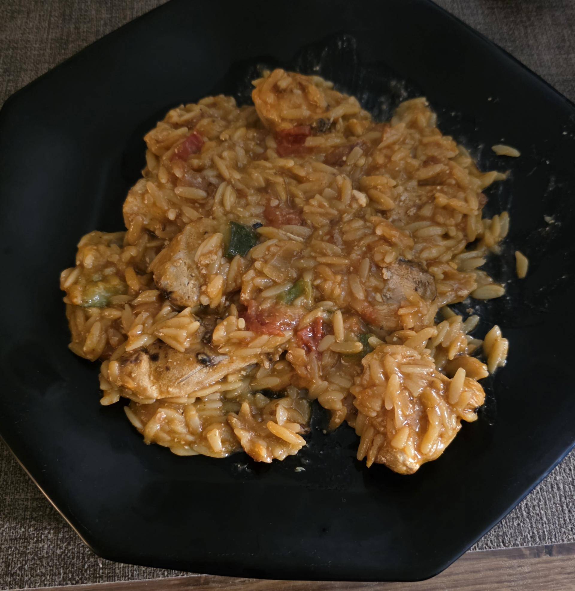 Poulet à la grecque et orzo à la méditerranéenne - Recette Cookeo Infinity Autostir | Moulinex