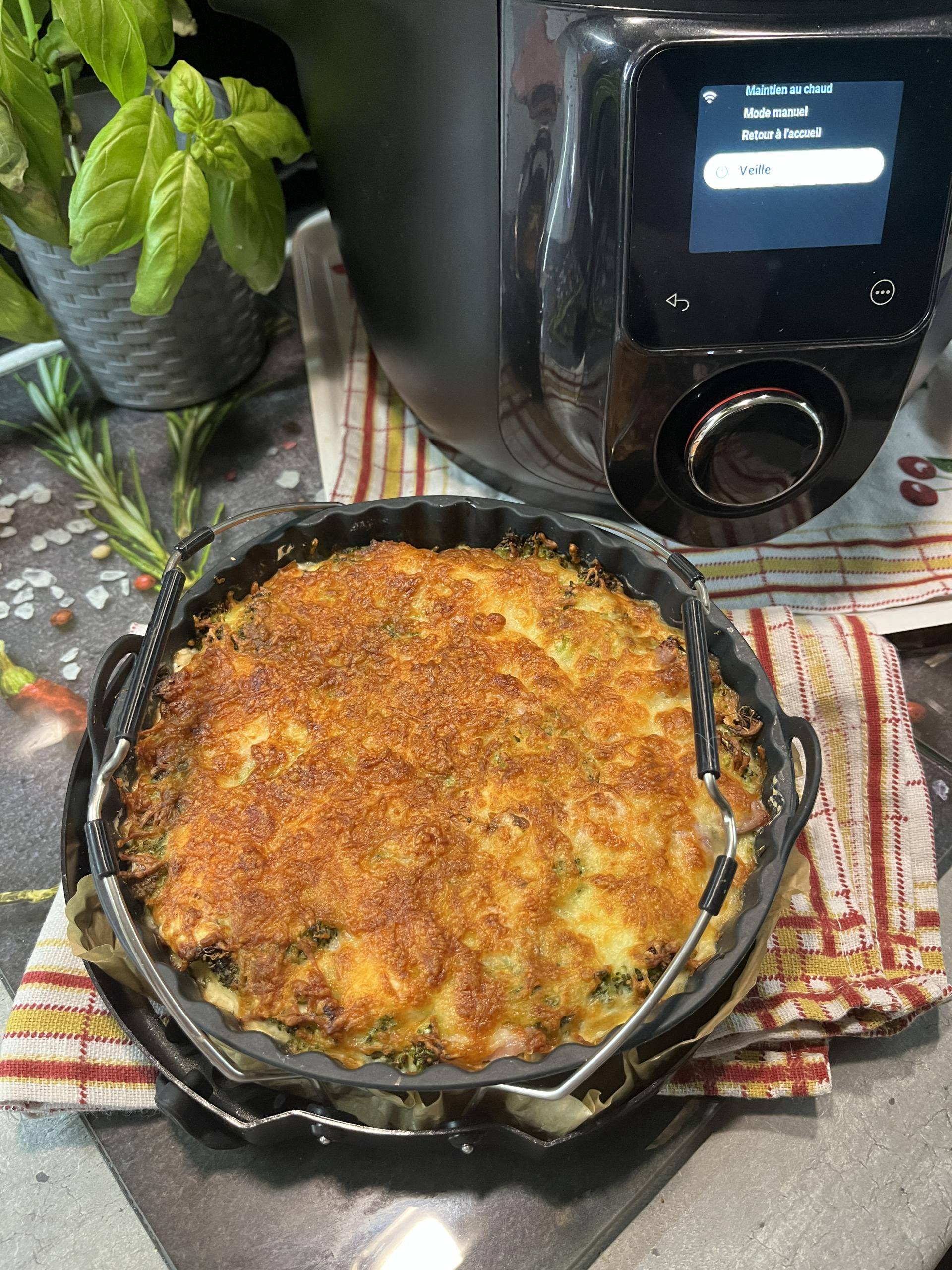 Gratin de brocolis aux lardons et à la mozzarella - Recette Cookeo Infinity Autostir | Moulinex