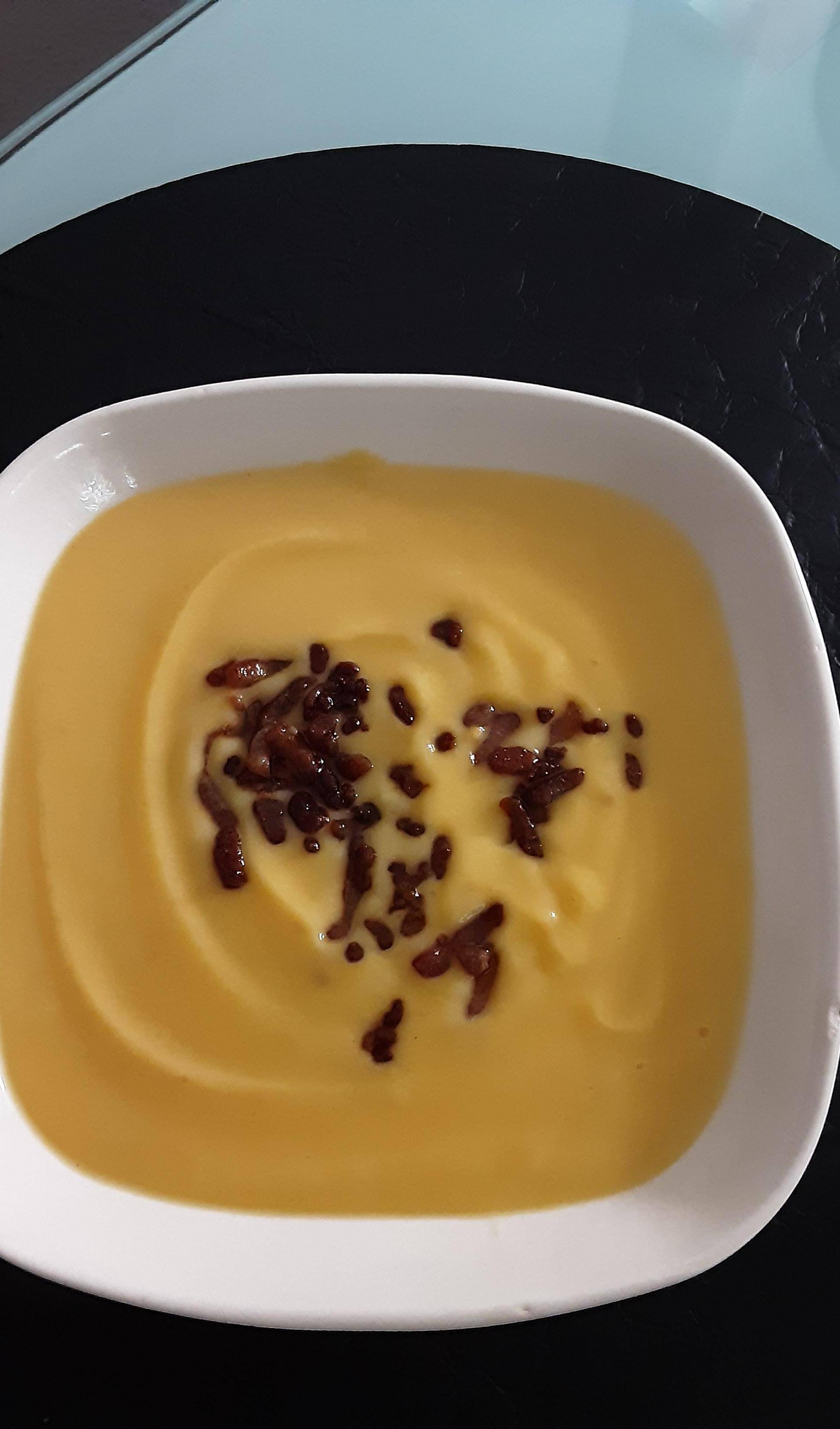 Velouté de chou-fleur aux lardons - Recette Cookeo | Moulinex