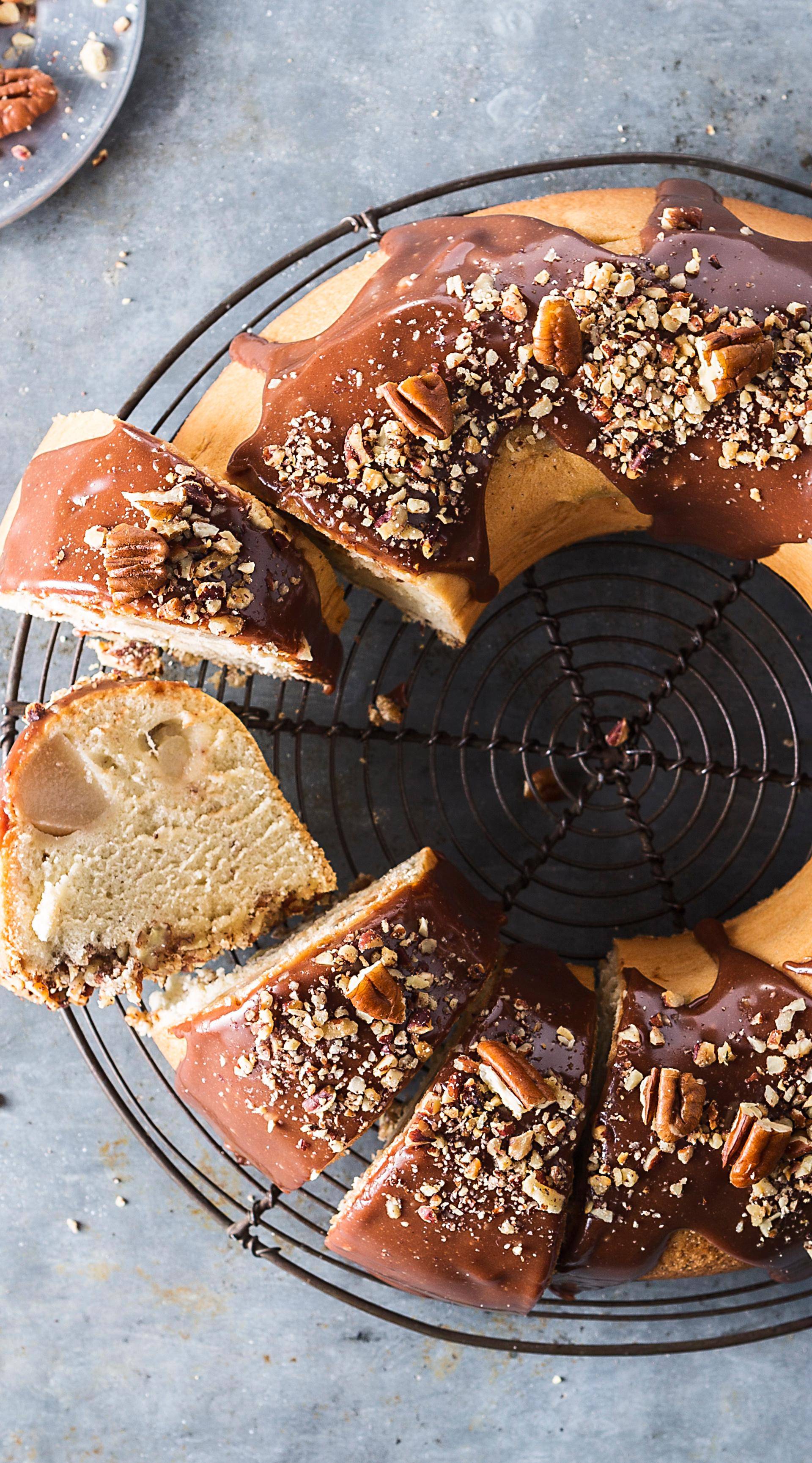 Gâteau couronne poire, noix de pécan et chocolat praliné - Recette Companion Connect XL | Moulinex