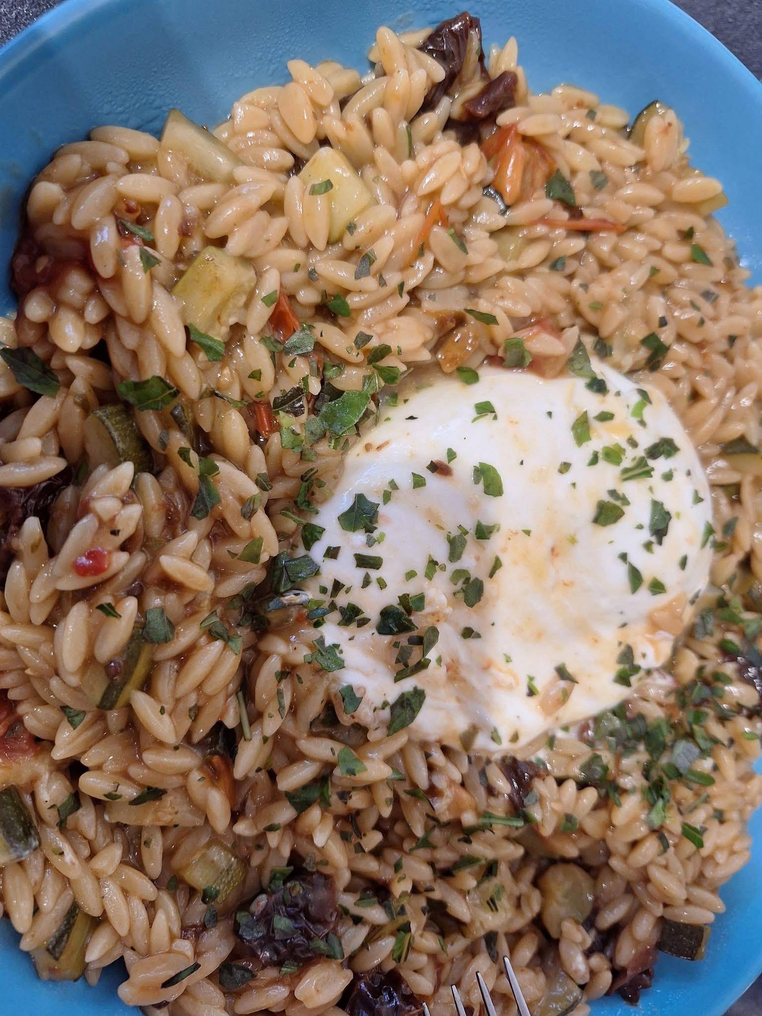 Orzo courgettes tomates burata - Recepten Cookeo | Moulinex