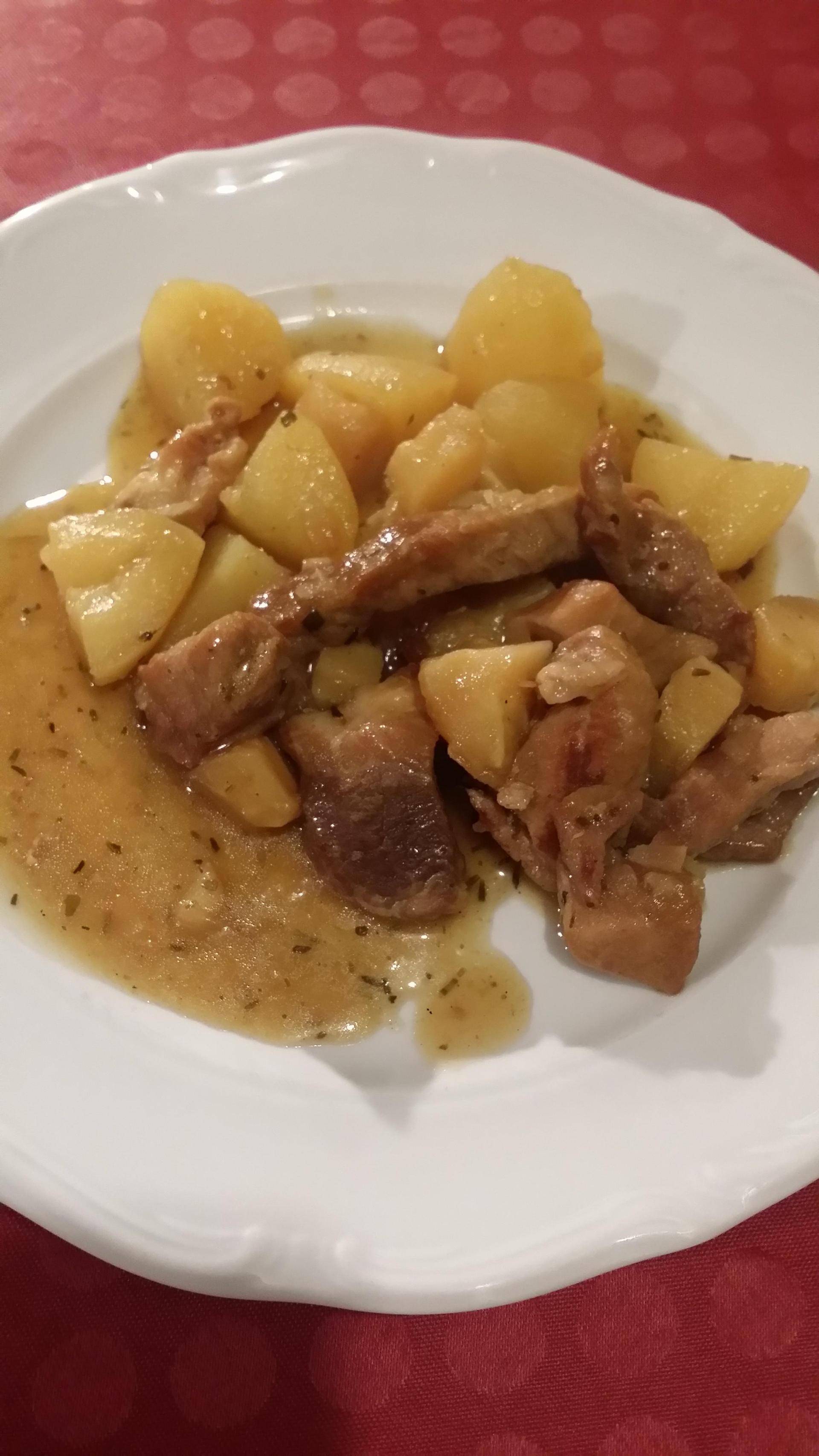 Sauté de porc aux pommes de terre et panais - Recepten Cookeo | Moulinex