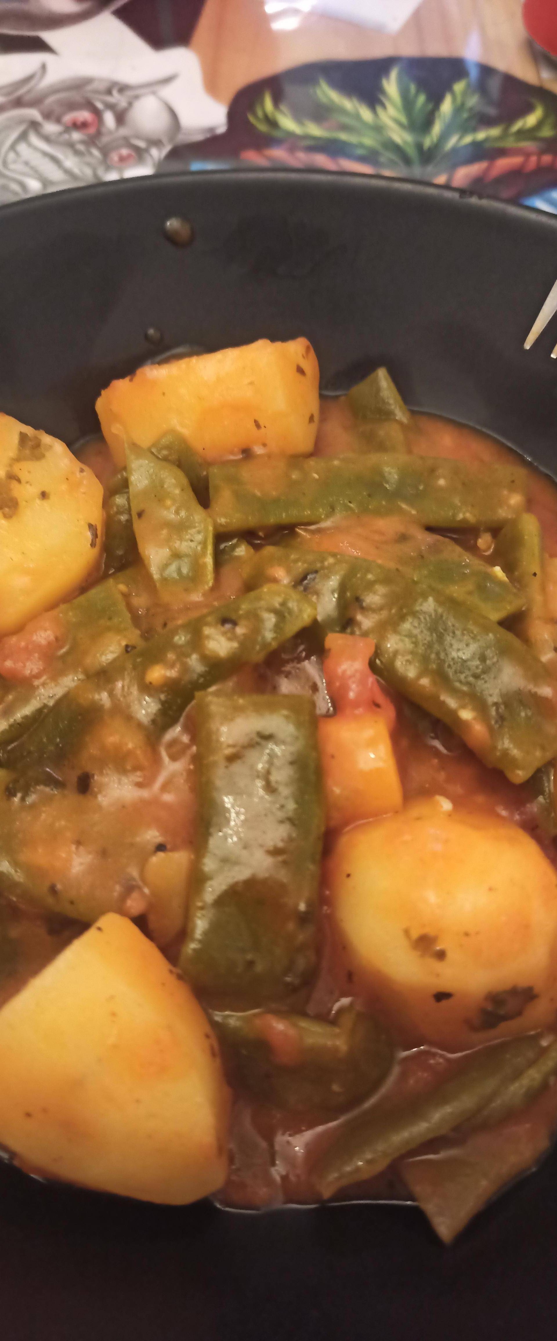Haricots plats à la tomate et aux pommes de terre - Recette Cookeo | Moulinex