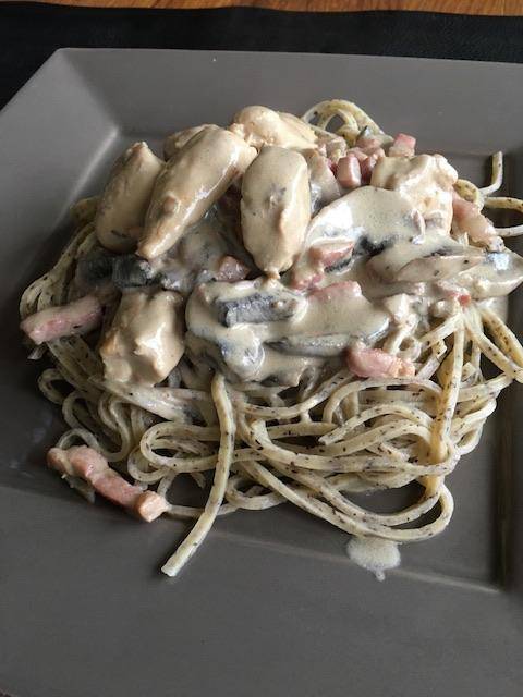 Poulet, lardons et champignons à la moutarde - Recepten Cookeo V3 | Moulinex