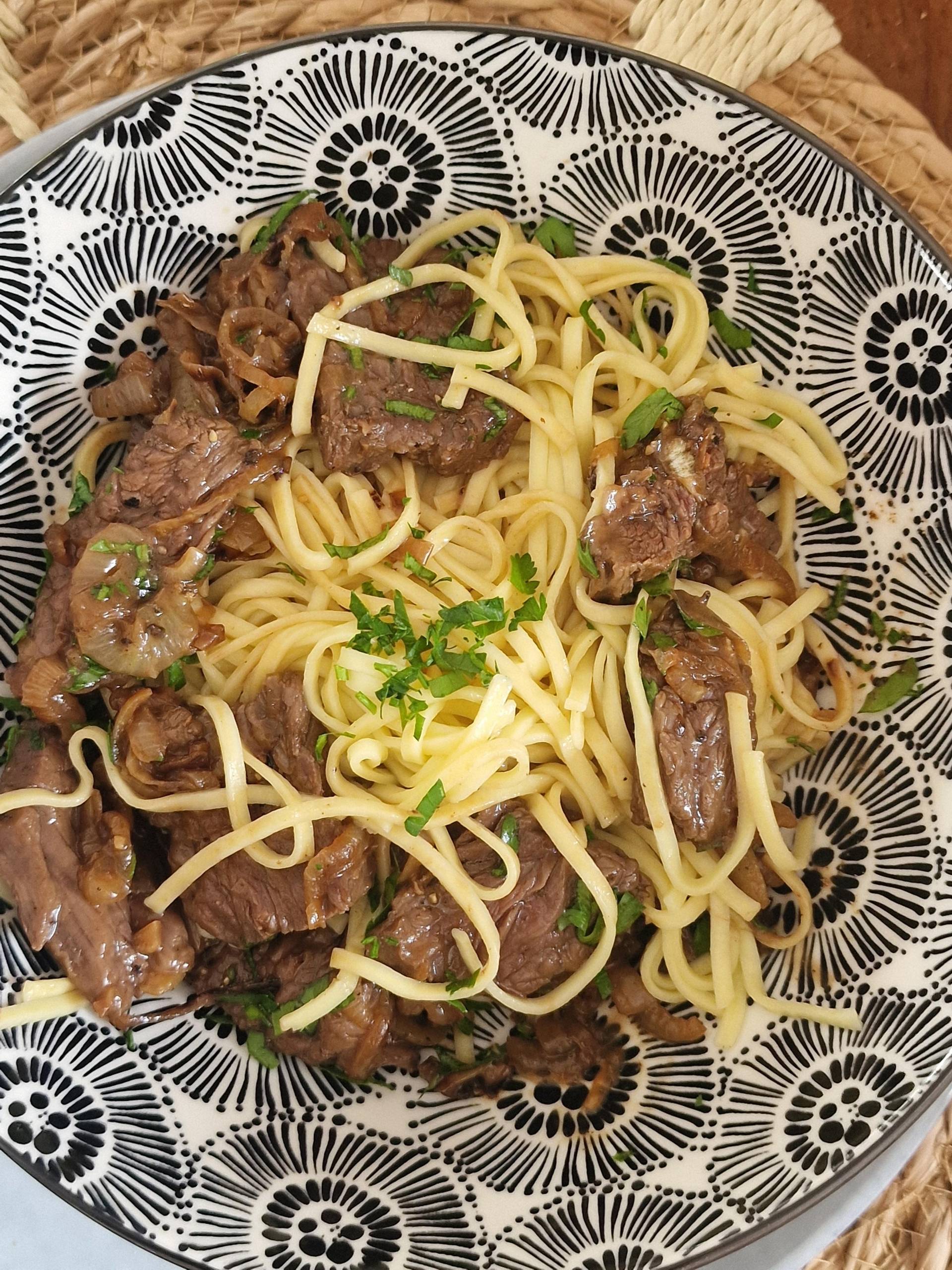 Émincé de boeuf aux oignons - Recepten Cookeo | Moulinex
