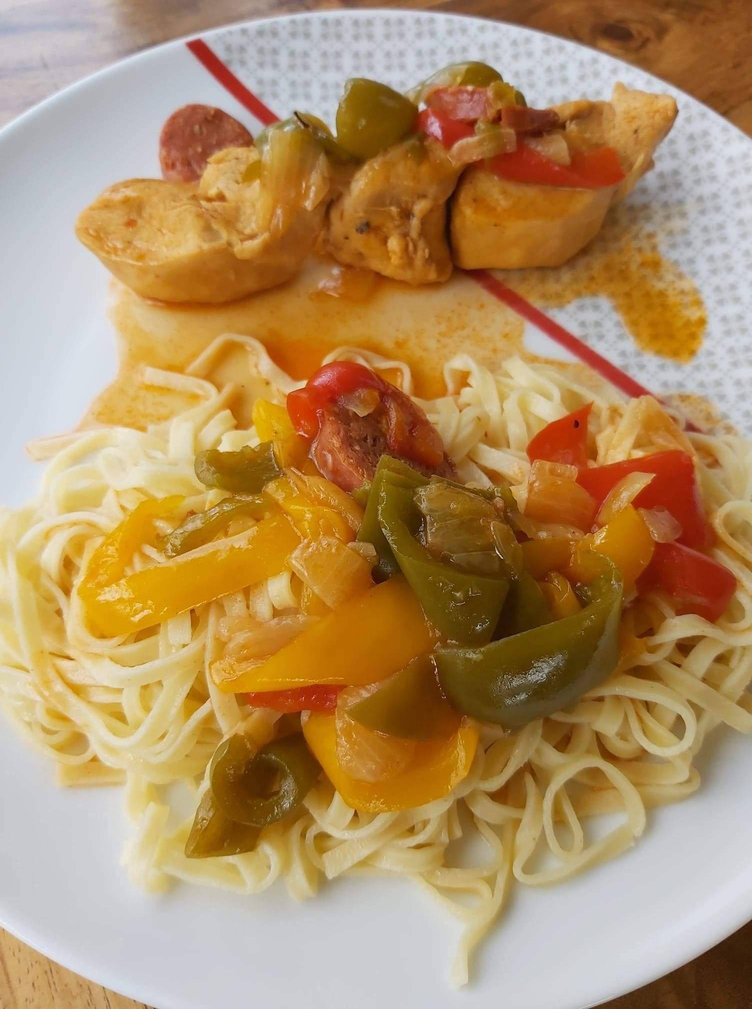 Poulet poivrons chorizo - Recepten Cookeo | Moulinex