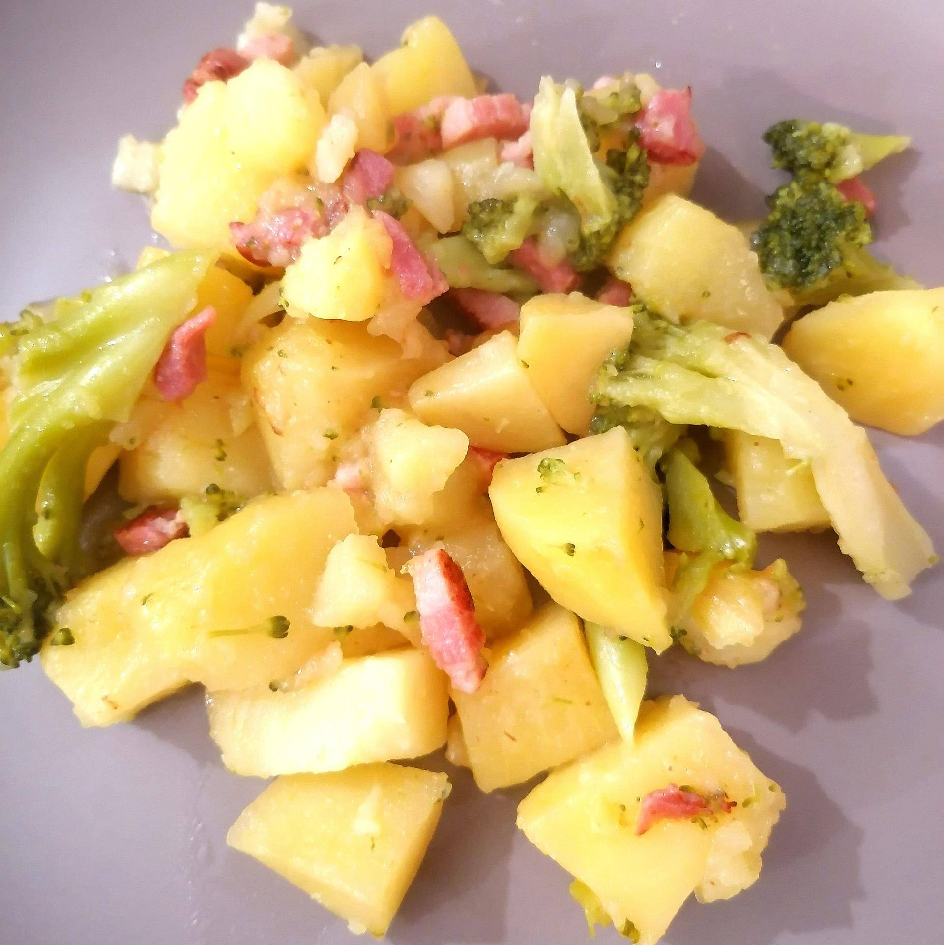 Pommes de terre, brocolis et lardons - Recepten Cookeo | Moulinex