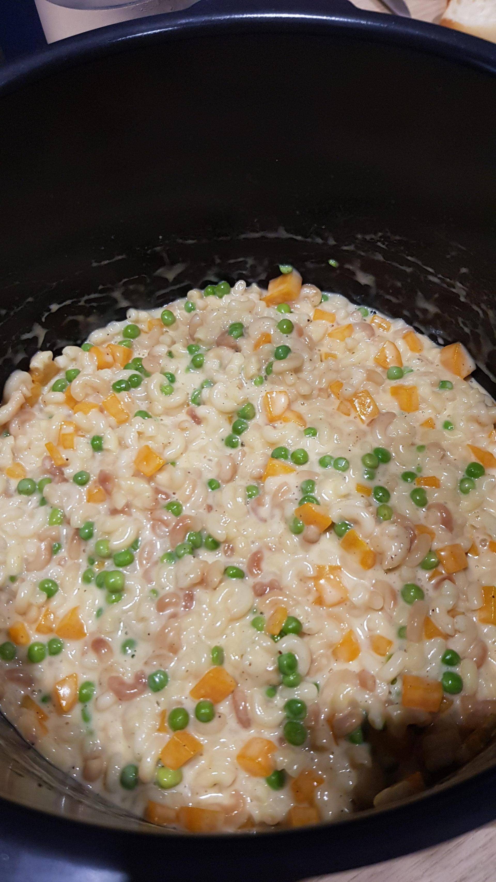 Mac' n' cheese au cheddar et petits légumes - Recette Cookeo V3 | Moulinex