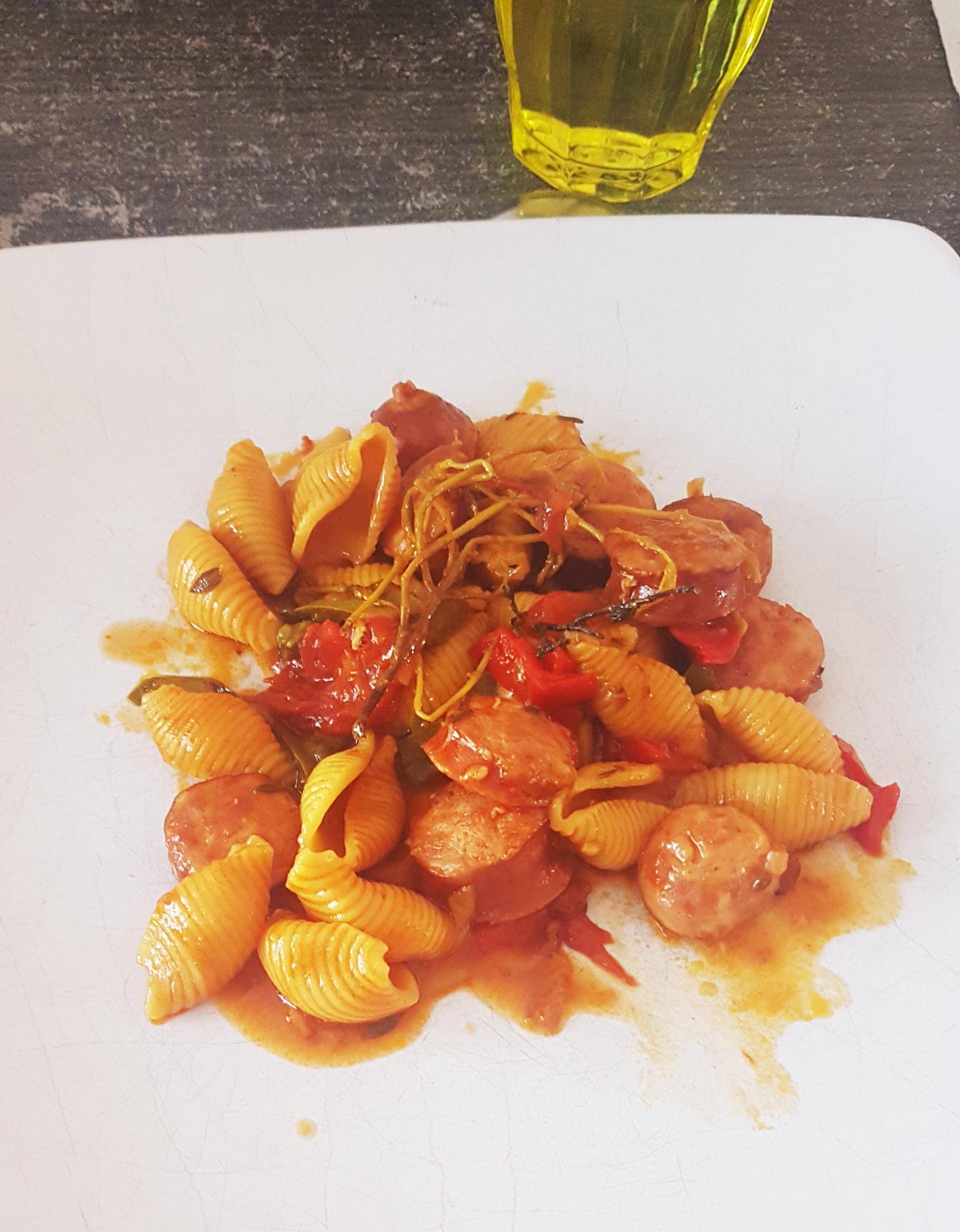 Pâte et Saucisse à la basquaise - Recette Cookeo | Moulinex