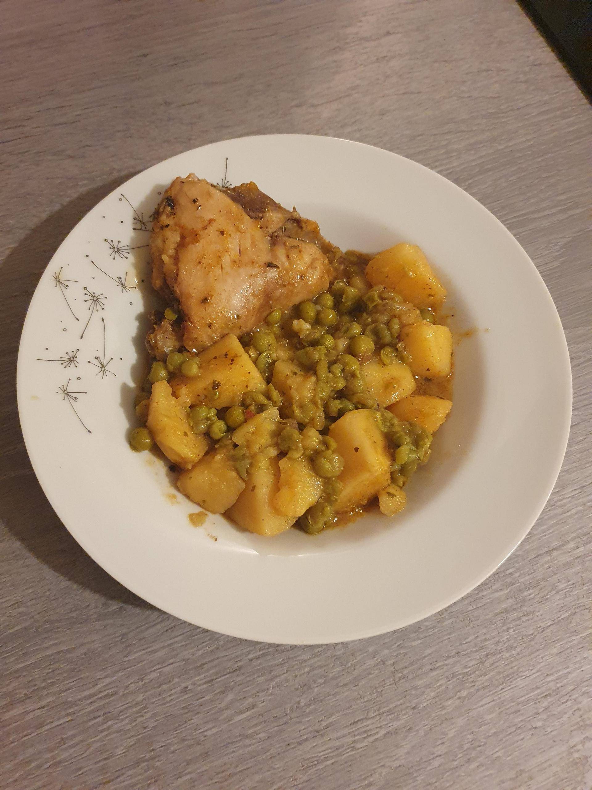 Poulet paprika pomme de terre petit pois - Recepten Cookeo V3 | Moulinex