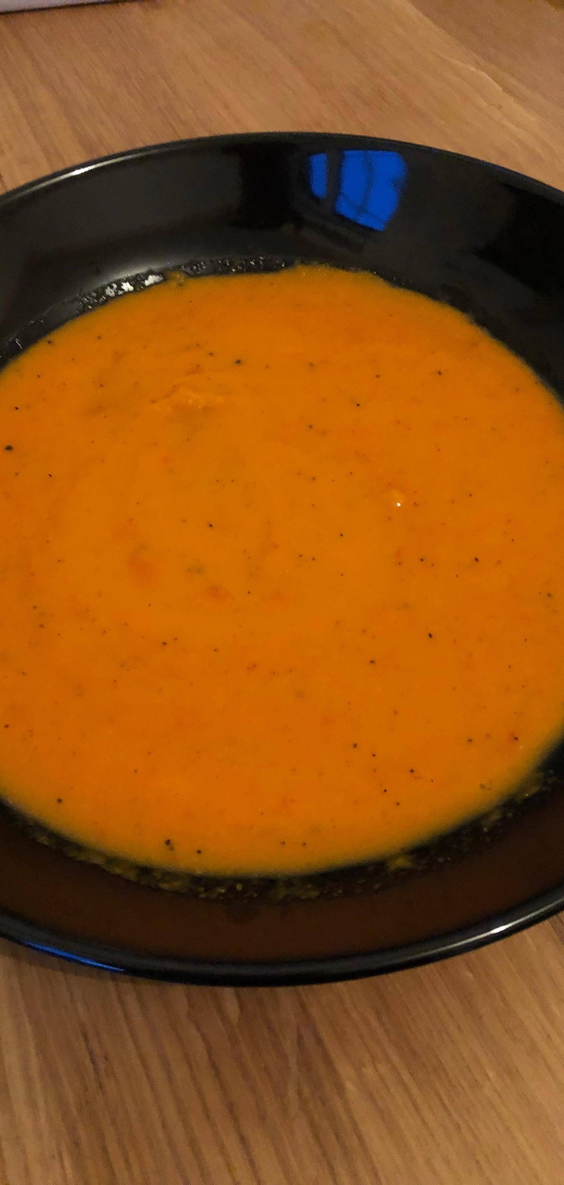 Soupe de carottes et poivrons rouges - Recette Companion | Moulinex