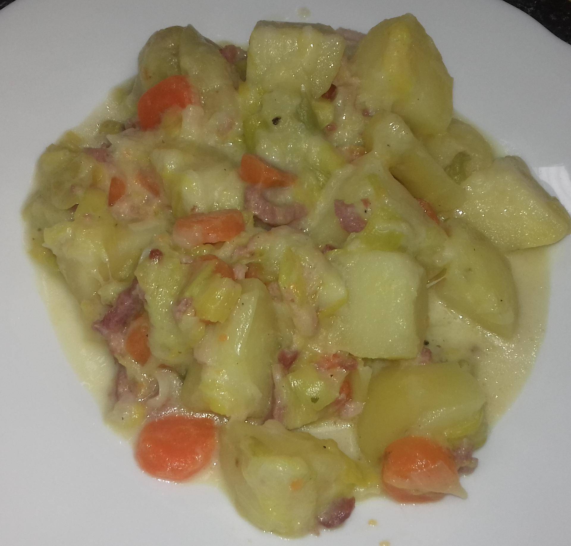 Fondue de poireaux, carottes, pdt et lardons - Recette Cookeo | Moulinex