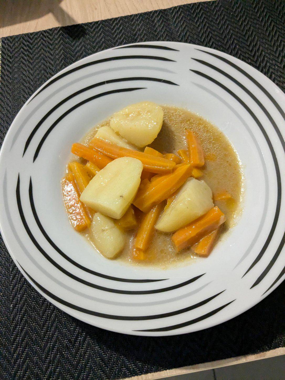 Carottes pommes de terre fond de veau - Recepten Cookeo V3 | Moulinex