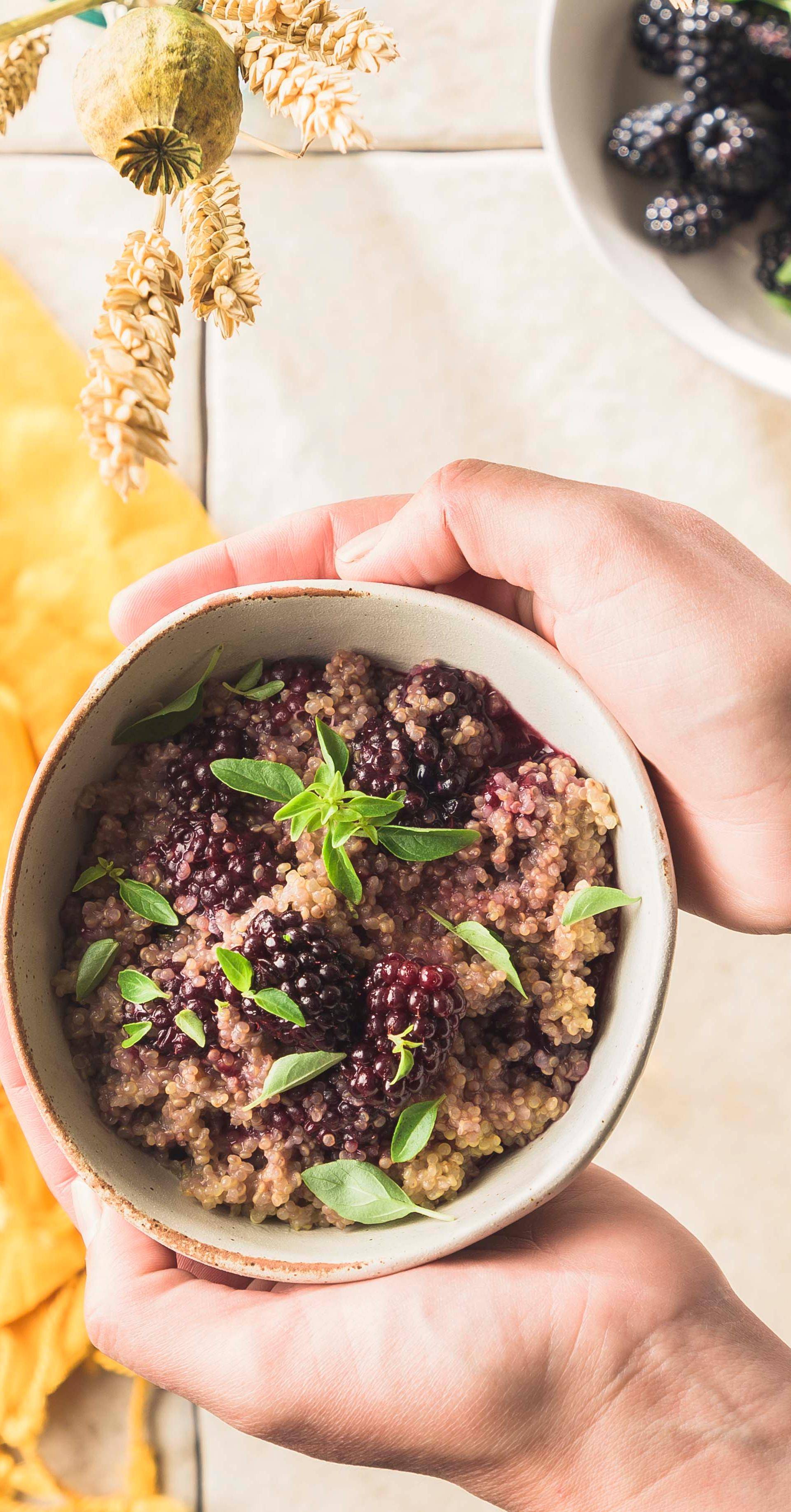 Quinoa Bowl mûres basilic - Recette Cookeo | Moulinex